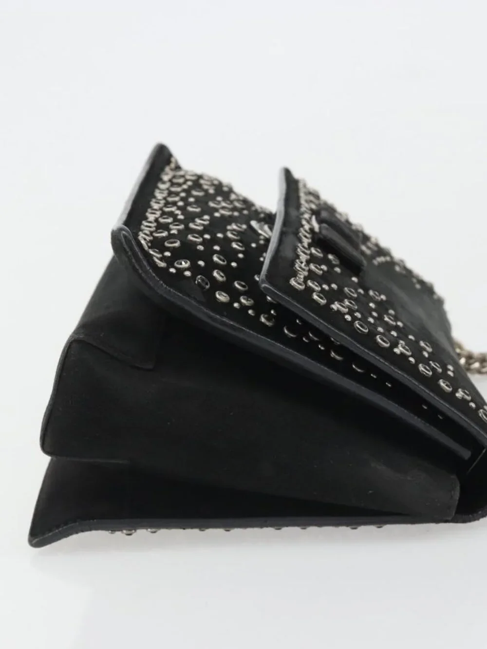 Salvatore Ferragamo Vala Chain Shoulder Bag Suede Black Silver Auth 187258A